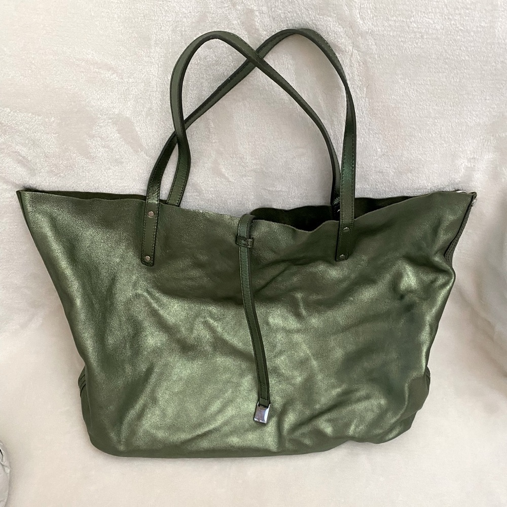 Tiffany & Co. Large Reversible Tote - Picture 4 of 13